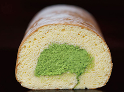 京都辻利　抹茶ロールケーキ