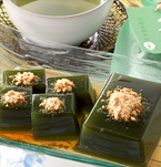 宇治抹茶葛餅 黒蜜・きな粉付